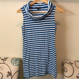 Women’s Express Sleeveless Shirt